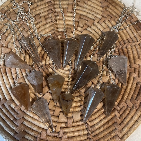 Crystal Pendulum Healing Pointed Pendant Faceted Gemstone Quartz Smoky Clear - Picture 12 of 12